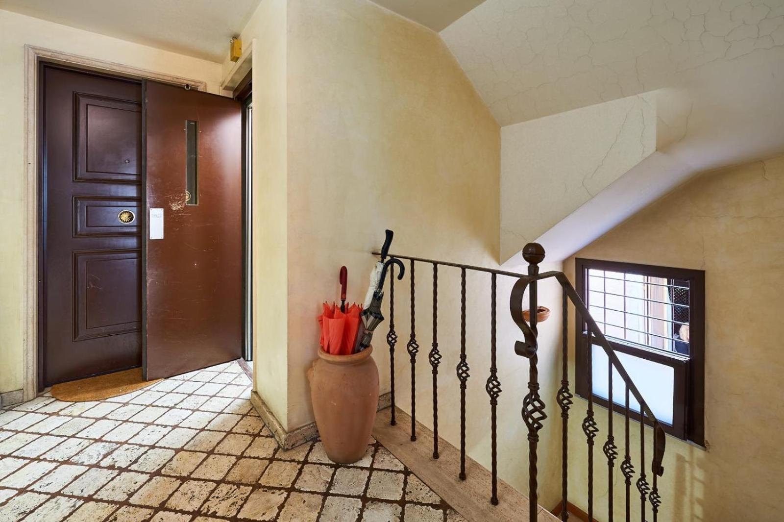 La Perla Di Trevi Daire Roma Dış mekan fotoğraf
